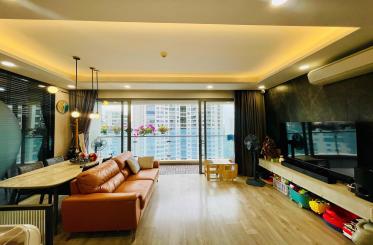 Bán căn hộ 2 phòng ngủ Đảo Kim Cương Quận 2, view hồ bơi, nội thất đẹp